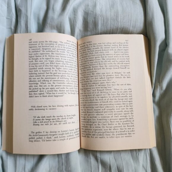 Brave New World & Brave New World Revisited by Aldous Huxley - Picture 4 of 4